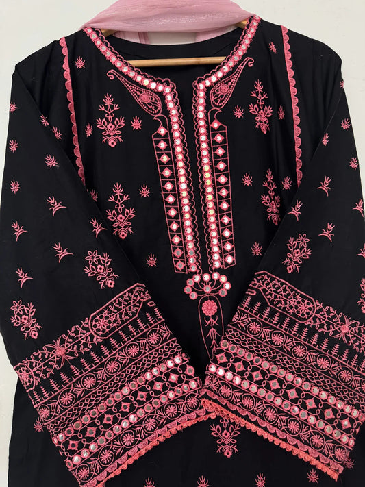 Noor-e-Phulkari 2PC – Black Embroidered Cotton Long Kurta Set for Women